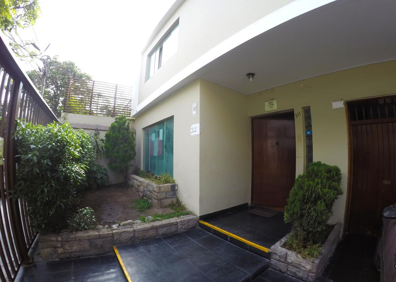 Condor's House Albergue Lima