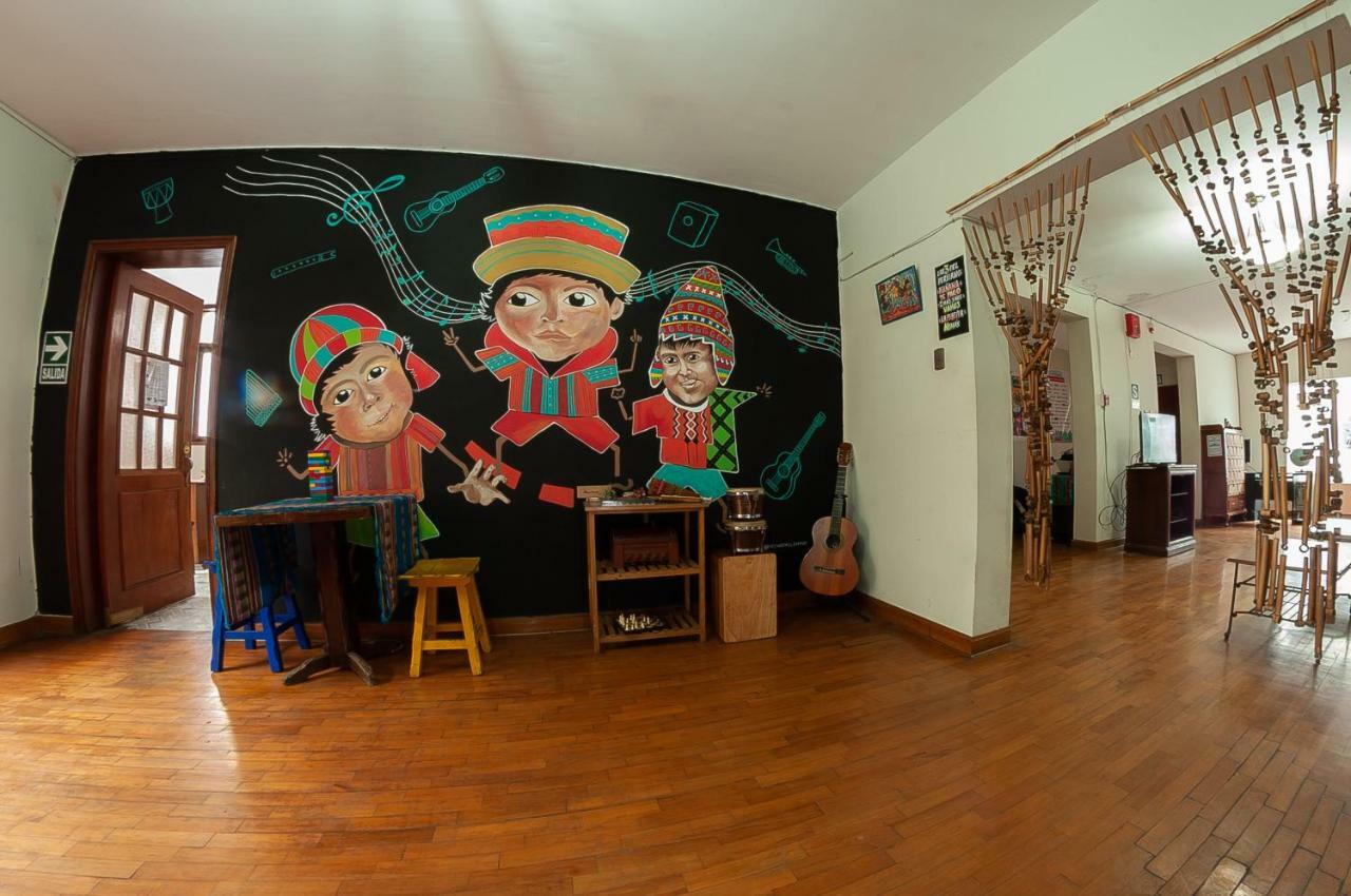 Condor's House * Lima